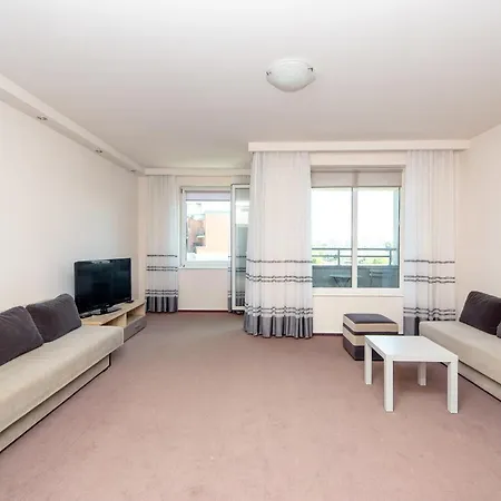 Click Portowa Apartment